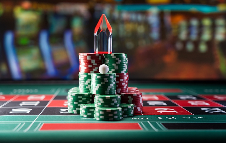 How Live Dealer Games Are Revolutionizing Online Gambling - blackpitbull News